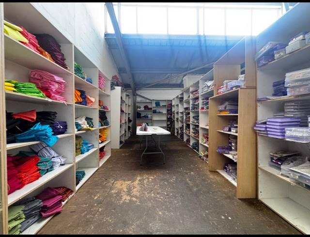 260M² WAREHOUSE TO LET IN SPRINGFIELD PARK